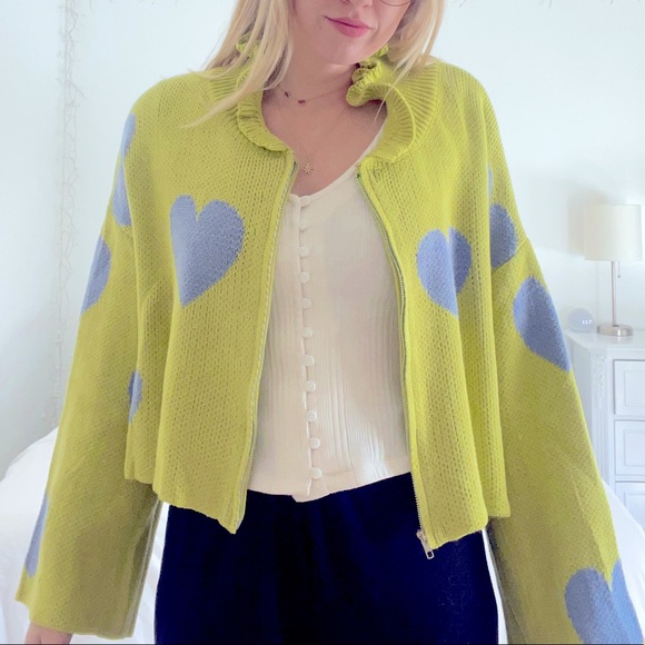 Heart sweater. Thrifted and never worn. - Picture 1 of 6